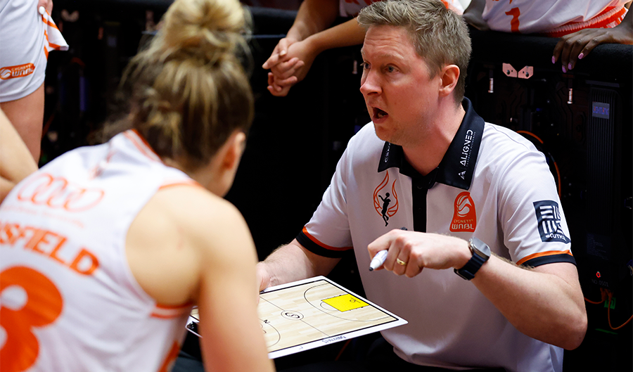 TownsvilleFire's tweet image. 🔥 The Fire are entering Free Agency with the most returning players in the WNBL.
Coach Seebohm is building around a proven core for 2025/26.
Read more: wnbl.com.au/blog/news/town…
#WNBL #TownsvilleFire #FreeAgency #25YearsOfFire #TheCoreIsBack