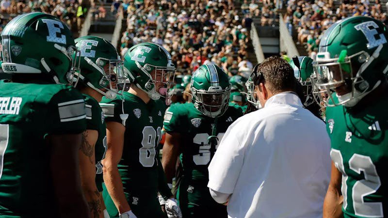 David Hill (@davoohill54) on Twitter photo Blessed to receive an offer from Eastern Michigan University #AGTG <a href="/EMUFB/">Eastern Michigan Football</a> <a href="/cobrown58/">cornell brown</a> <a href="/coach_buddha/">Coach Buddha Williams</a> <a href="/CoachMikeTress/">Coach Mike Tressel</a> <a href="/CoachErikLink/">erik.link</a> <a href="/OLineDlineFact1/">O-Line D-line Factory</a> <a href="/247Sports/">247Sports</a> <a href="/Rivals/">Rivals</a> <a href="/EDGYTIM/">Timothy “EDGYTIM” OHalloran</a> <a href="/On3sports/">On3</a> <a href="/Bryan_Ault/">Bryan Ault - Midwest Scout</a> <a href="/GregSmithRivals/">Greg Smith</a> <a href="/AllenTrieu/">Allen Trieu</a> <a href="/UMichCoachEspo/">Lou Esposito</a> <a href="/LemmingReport/">Tom Lemming</a> Blessed to receive an offer from Eastern Michigan University #AGTG <a href="/EMUFB/">Eastern Michigan Football</a> <a href="/cobrown58/">cornell brown</a> <a href="/coach_buddha/">Coach Buddha Williams</a> <a href="/CoachMikeTress/">Coach Mike Tressel</a> <a href="/CoachErikLink/">erik.link</a> <a href="/OLineDlineFact1/">O-Line D-line Factory</a> <a href="/247Sports/">247Sports</a> <a href="/Rivals/">Rivals</a> <a href="/EDGYTIM/">Timothy “EDGYTIM” OHalloran</a> <a href="/On3sports/">On3</a> <a href="/Bryan_Ault/">Bryan Ault - Midwest Scout</a> <a href="/GregSmithRivals/">Greg Smith</a> <a href="/AllenTrieu/">Allen Trieu</a> <a href="/UMichCoachEspo/">Lou Esposito</a> <a href="/LemmingReport/">Tom Lemming</a>