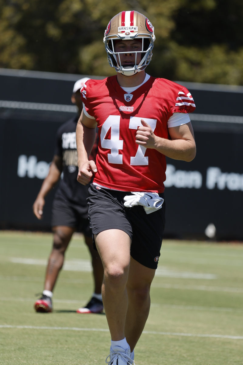 ChristianTHans2's tweet image. So proud of my brother @BentleyHanshaw doing Rookie mini camp with @49ers. @cavemanfootball @LibertyFootball