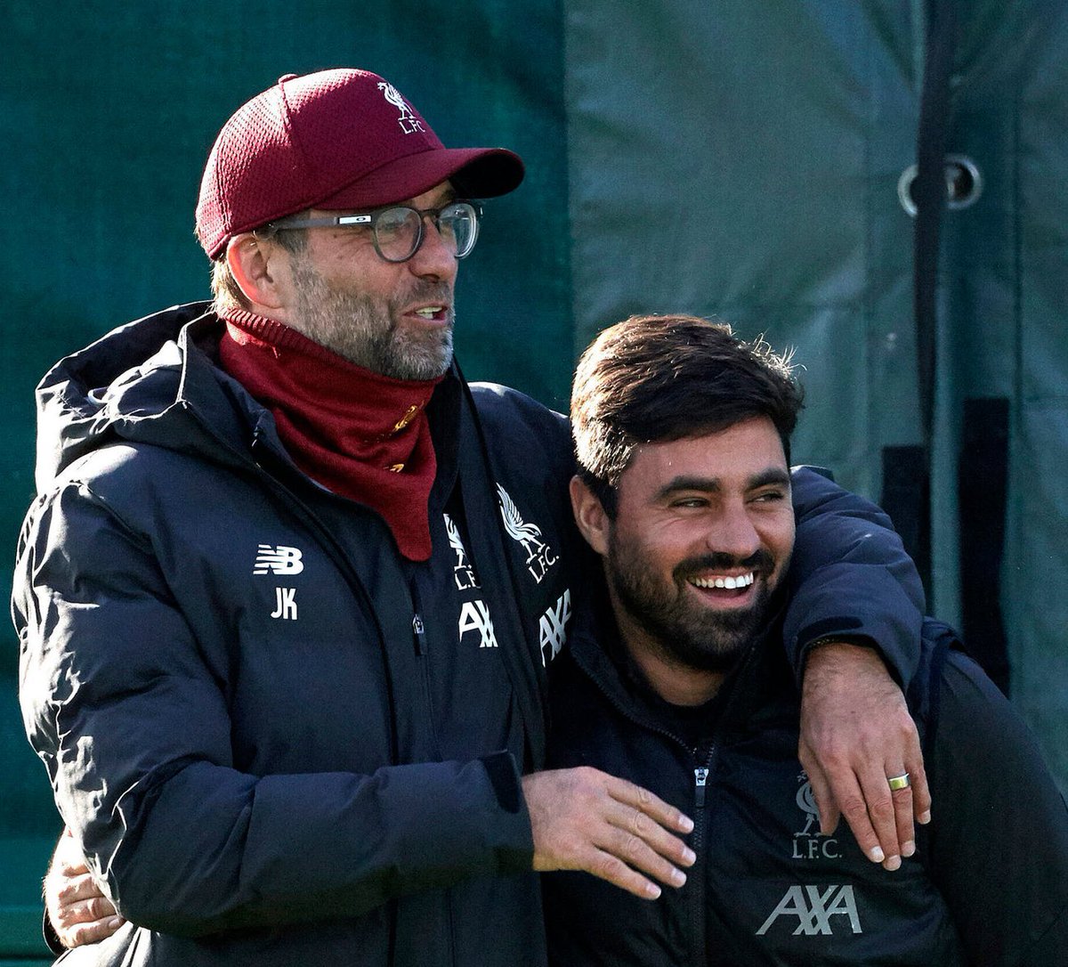 DTransferencias's tweet photo. Vítor Matos está na lista do CD Tondela para substituir Luís Pinto, segundo o @Record_Portugal.
O treinador português de 37 anos foi adjunto de Jürgen Klopp no Liverpool FC entre 2020 e 2024. https://t.co/zZXE8oKVGl