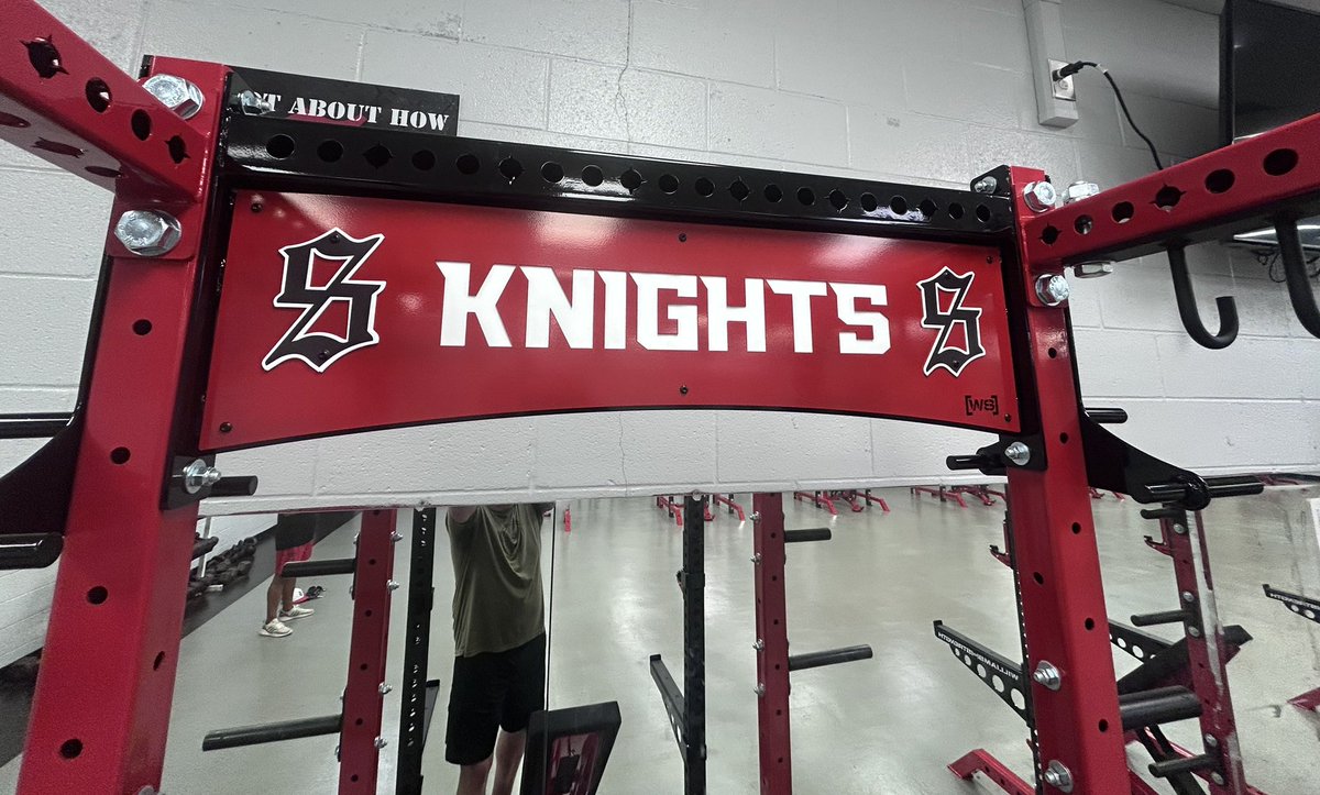 willsstrength's tweet image. The “IRON YARD” of Stratford High School received their custom Williams Strength racks and benches today. Special thanks to Strength Coach Joey Sheppard and Athletic Director Mathis Burnette for trusting us to serve the student-athletes of SHS!
@SHSKnightsFB
@hdabernethy