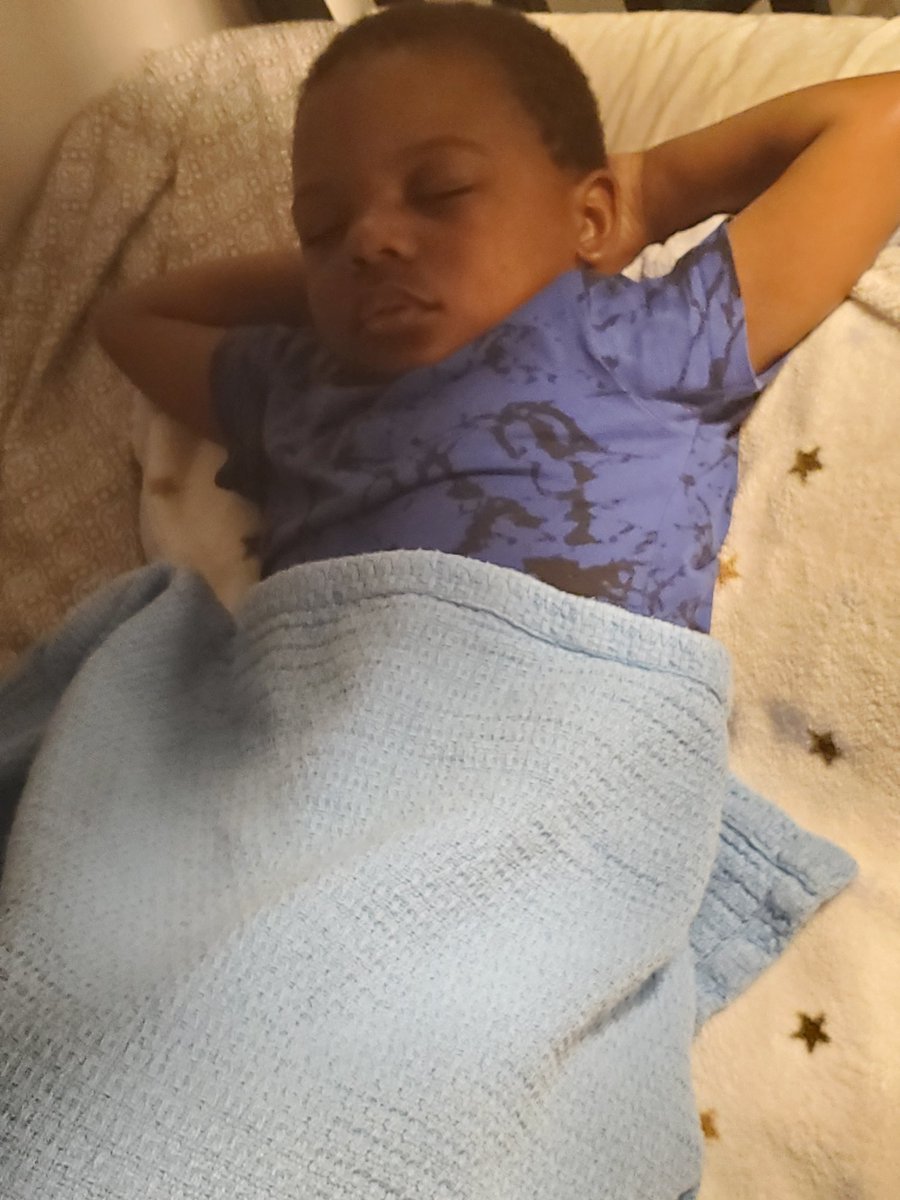 BimBoneNBad2It's tweet image. Early nights make for early mornings. 💋 #TrevorTyrone #December4thAStarWasBorn 💫✨️ #Preschooler