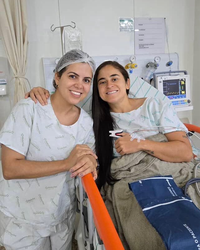 🏥 DM Informa

A atleta Carol Arbeláez passou por procedimento cirúrgico nesta terça, para correção de lesão no LCA do joelho direito.

A cirurgia foi realizada no Hospital MaterDei, pelos médicos do Galo, Dr. Rodrigo Barreiros e Dra. Isabelle Nunes. 

Boa recuperação, hermana!🇨🇴