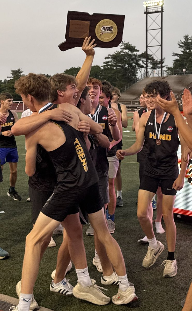 lrileysports's tweet image. “How did that happen?” Daniel Hand boys thought they lost the Class MM track title to Bethel but then found out they won - by a half point #cttrack
