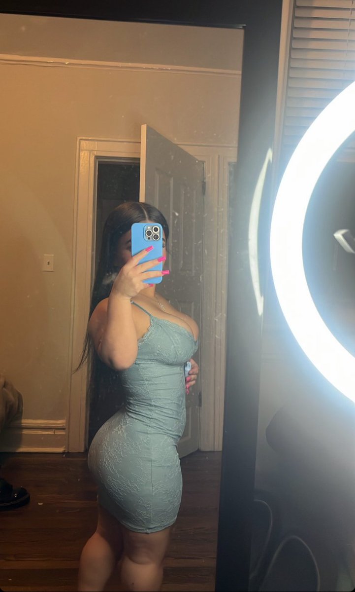 do b00bies make you happy? say YES and I'll send a b00bie pic