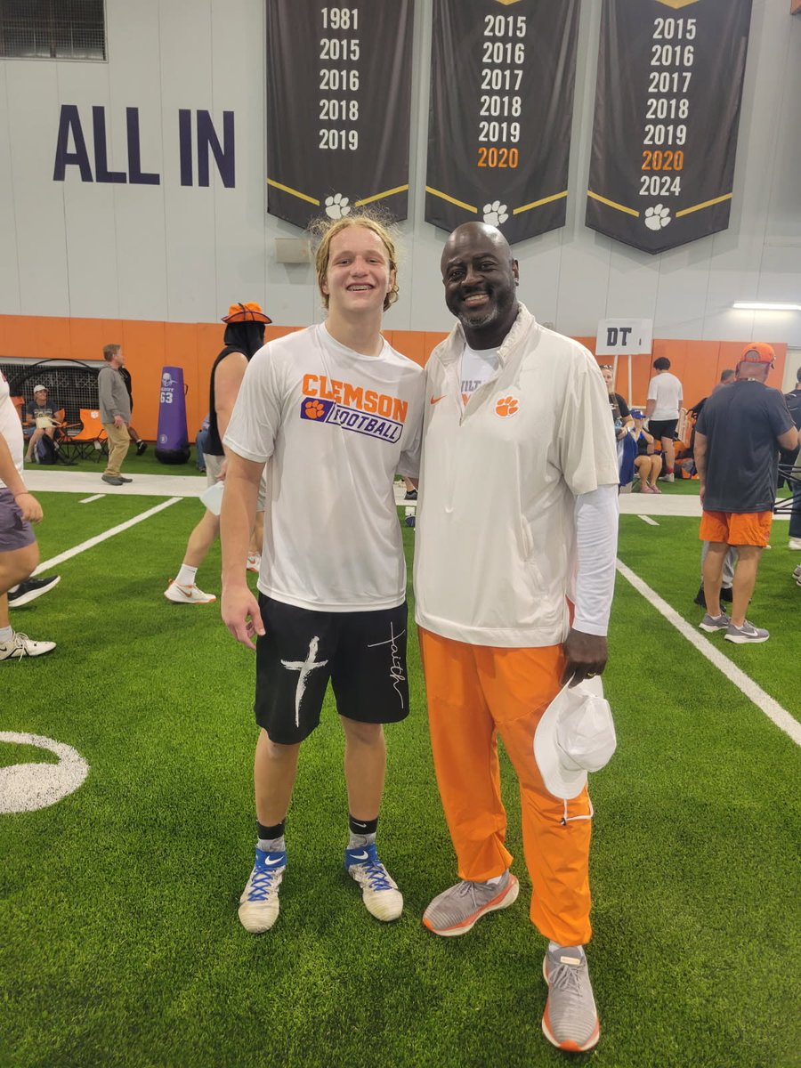 KadencePruitt18's tweet image. I had great day at Clemson, I appreciate all the help from @CoachRumph and @ClemsonFB coach's. I look forward to next time. @CoachGalloway7