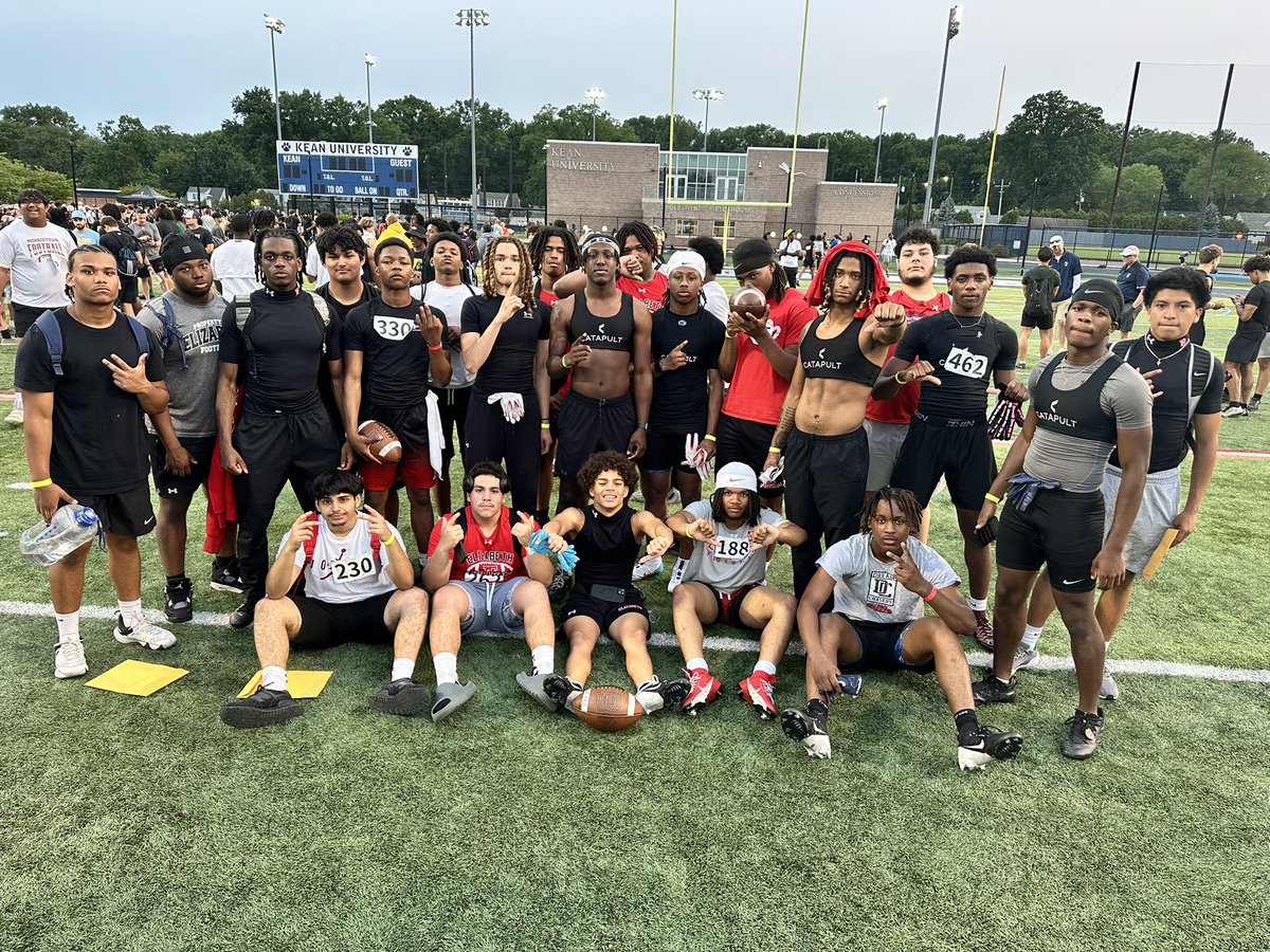 Great Day with the boys putting in work <a href="/FDUFootball/">FDU Football</a> Mega Camp ❤️🖤