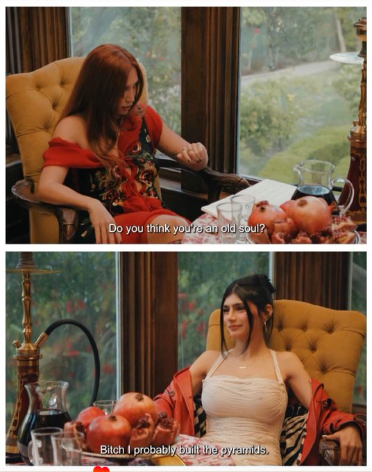 Watch Mia K.'s leaked NSFW photo on TwXstars