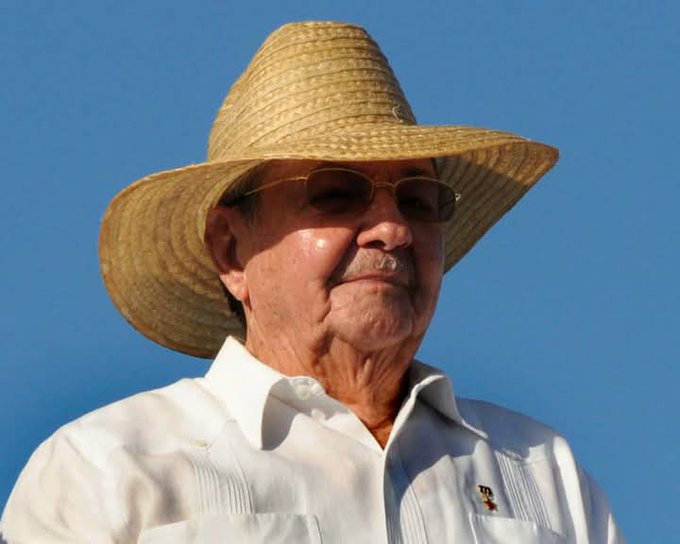 Benederto Travieso Gómez (@benederto) on Twitter photo Los Constructores cubanos nos sumamos al homenaje.Felicidades Raúl <a href="/CubaCubacons/">Grupo Empresarial Construcción y Montaje</a> #Raul Los Constructores cubanos nos sumamos al homenaje.Felicidades Raúl <a href="/CubaCubacons/">Grupo Empresarial Construcción y Montaje</a> #Raul