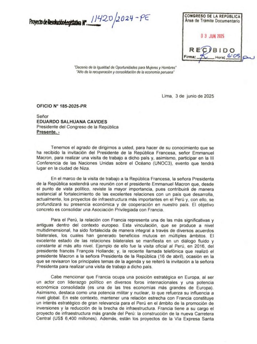 eloymarchan's tweet image. Lo de Dina Boluarte es una mezcla de ridiculez y descaro. Ahora pide permiso para ir a la Conferencia Mundial sobre el Océano, que será en Niza (Francia), olvidando que en su gobierno perdonaron multas a pesqueras por dañar el ecosistema marino y se promovió la depredación de mar