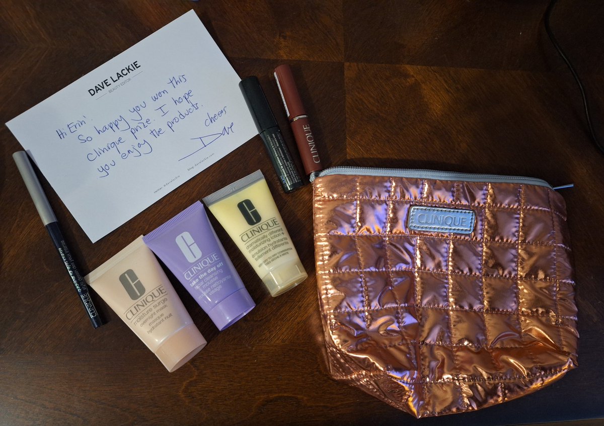 Received the #CLINIQUEsephoraGWPDay  prize pack from   <a href="/davelackie/">dave lackie</a> today! Looking forward to trying out the products!