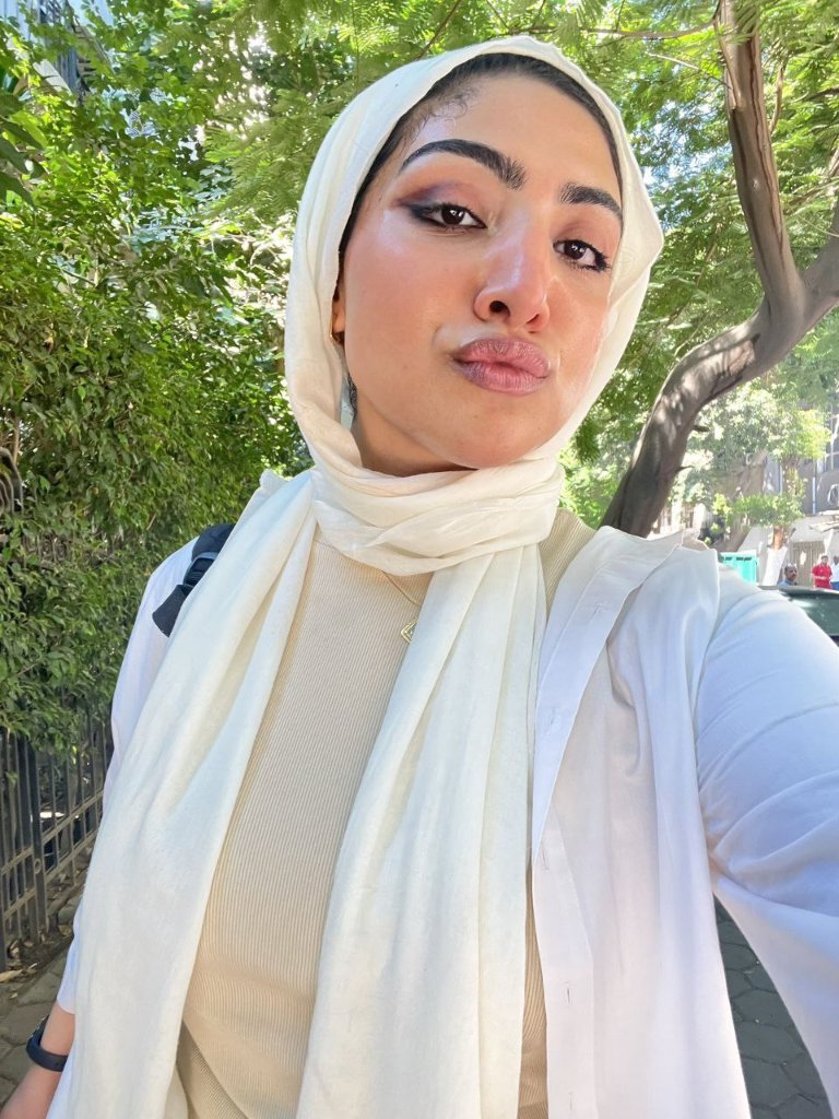 mdamantsar76's tweet photo. هتقدر تستحمل الوش القارح وتختار مين فيهم ريتويت وابعت صور في الكومنتات لوشوش قارحه فرجووني صوركم https://t.co/bf7Pk0fxEO