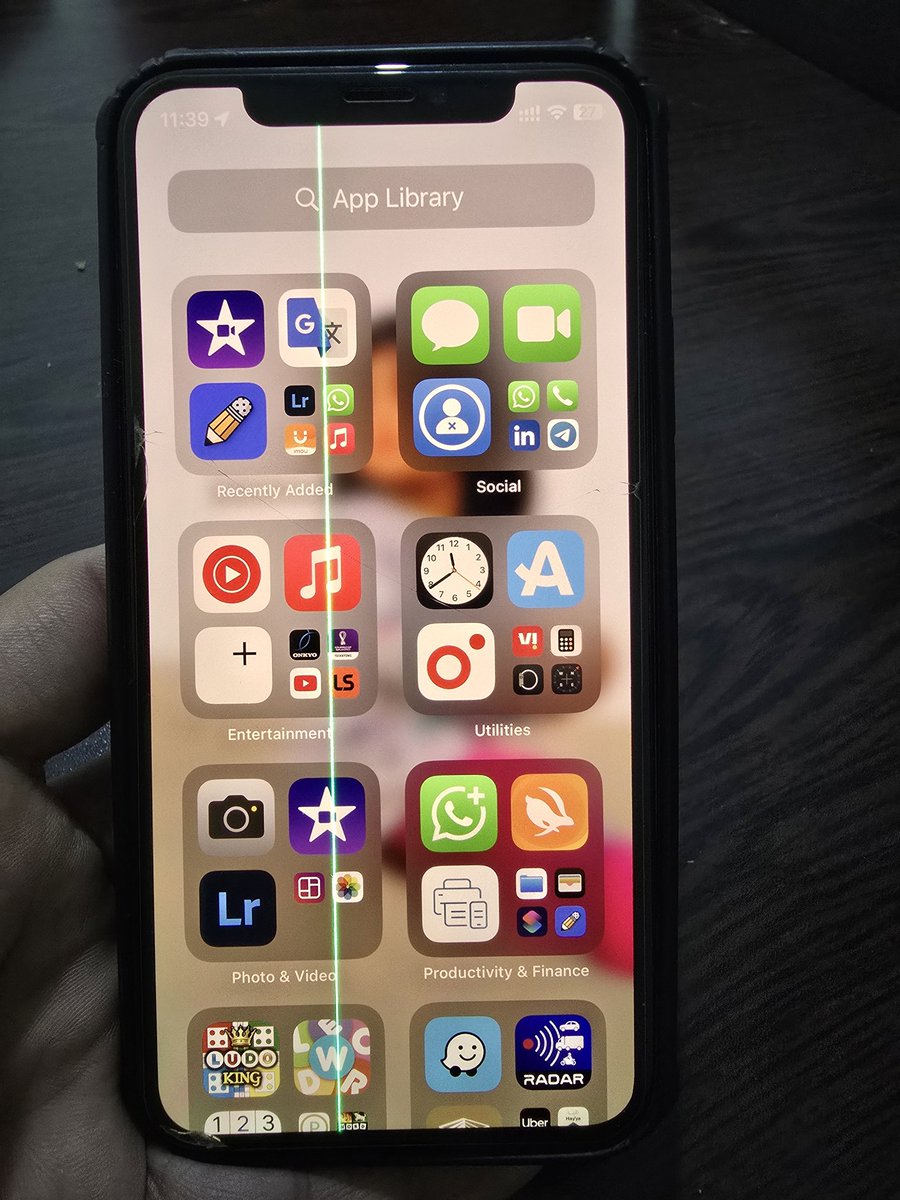 നീണ്ട ആറര വർഷത്തെ സേവനത്തിനു ശേഷം എന്റെ iPhone XS ഗ്രീൻ ലൈൻ റെവല്യൂഷന്റെ ഭാഗമായ വിവരം പങ്കു വയ്ക്കുന്നു..!! 
It was a good run. One of the best phones Apple ever released.