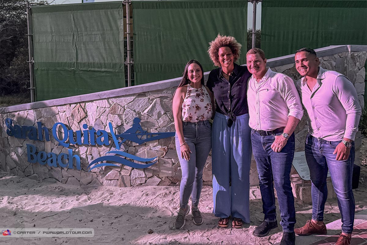 🇫🇷 Sarah-Quita Offringa a désormais sa plage !
 
Plus d’infos sur Windsurfjournal.com 👉 tinyurl.com/zee8kexs
- - -
🇬🇧 Sarah-Quita Offringa now has her own beach!

More on Windsurfjournal.com 👉 tinyurl.com/2fc6barp

#SarahQuitaOffringa #Aruba #SarahQuitaBeach