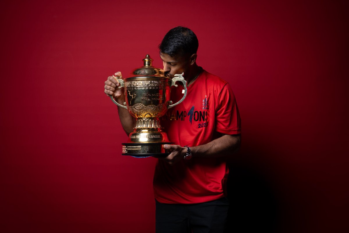 Mayank Agarwal (@mayankcricket) on Twitter photo Feels like Nirvana🧘🏽♂️🏆
Took a while,but we got it home <a href="/RCBTweets/">Royal Challengers Bengaluru</a>
#EeSalaCupNamdu #RoyalChallengersBangalore #IPL2025Final Feels like Nirvana🧘🏽♂️🏆
Took a while,but we got it home <a href="/RCBTweets/">Royal Challengers Bengaluru</a>
#EeSalaCupNamdu #RoyalChallengersBangalore #IPL2025Final
