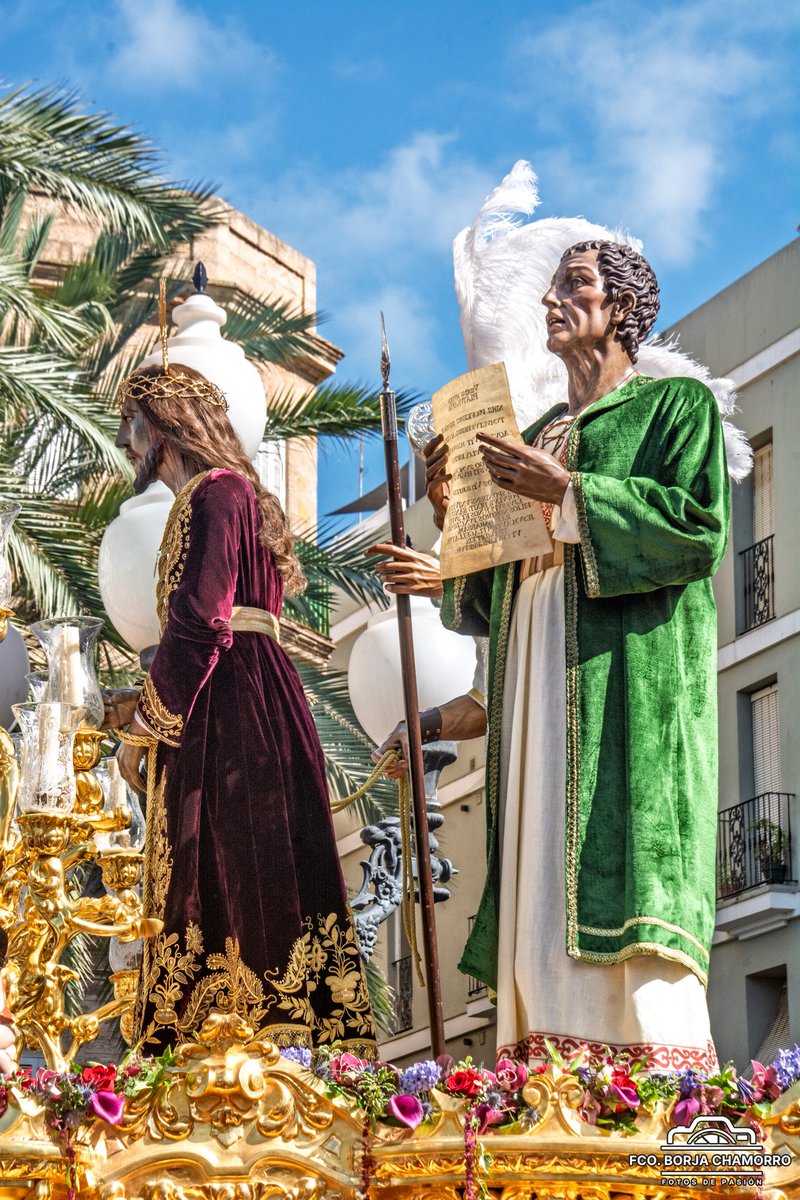 Hoy no es un día cualquiera, es Miércoles y para los hermanos de Sentencia son MIÉRCOLES SANTOS.
📷 Borja Chamorro
#SomosSentencia
#YoSoyDeSentencia
#SomosLasalianos
#SomosMercedarios