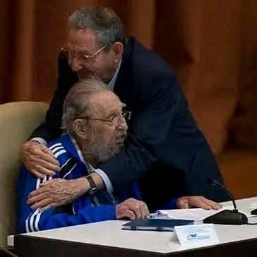 julio Heriberto Gómez Casanova (@jhgcasanova) on Twitter photo Fidel: "Raúl es un compañero de lucha, un revolucionario que ha estado a mi lado en los momentos más difíciles. Su capacidad de liderazgo y su compromiso con la revolución son inquebrantables.
#CiegodeAvila #SinPerderUnDía #LatirAvileño #CiegoEn26 <a href="/DiazCanelB/">Miguel Díaz-Canel Bermúdez</a> <a href="/DrRobertoMOjeda/">Dr. Roberto Morales Ojeda</a> Fidel: "Raúl es un compañero de lucha, un revolucionario que ha estado a mi lado en los momentos más difíciles. Su capacidad de liderazgo y su compromiso con la revolución son inquebrantables.
#CiegodeAvila #SinPerderUnDía #LatirAvileño #CiegoEn26 <a href="/DiazCanelB/">Miguel Díaz-Canel Bermúdez</a> <a href="/DrRobertoMOjeda/">Dr. Roberto Morales Ojeda</a>
