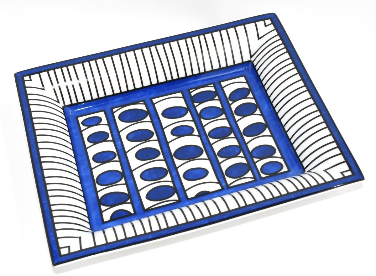 artjapanexport's tweet image. Hermes Bleus d’Ailleurs Change tray porcelain Ashtray

artjapanexport.com/product/hermes…

#Hermes #Dinnerware #Plate #Tableware #tray #ashtray #videpoche