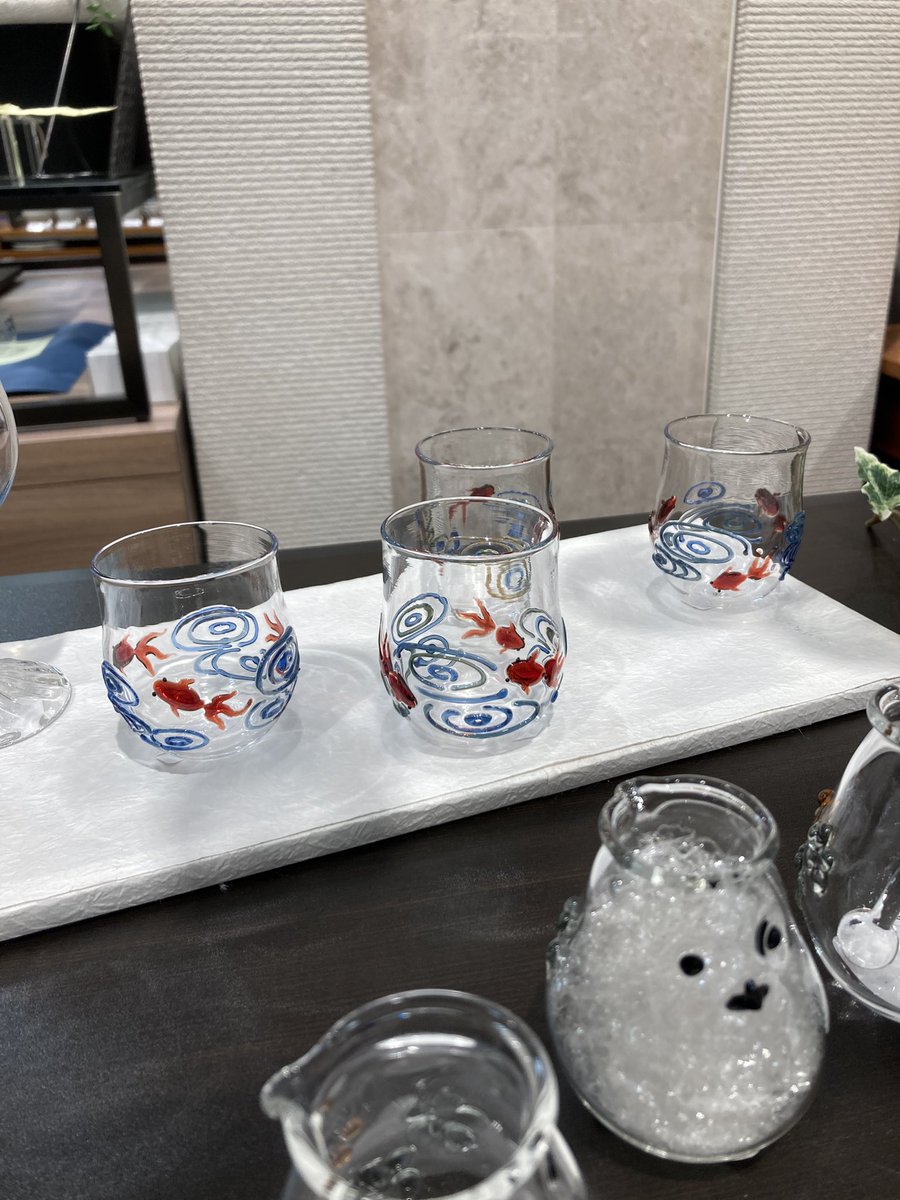 本日より日本橋三越本館でのイベントが始まります。
6月4〜10日 5階和食器売り場

5.7.9日に在場しておりますので
是非お立ち寄りください。
皆様のお越しをお待ちしております。