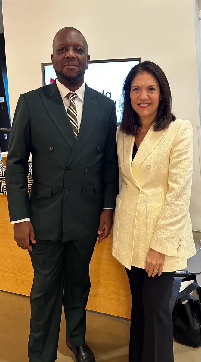 It was gratifying to welcome the Kianda Foundation to The Africa Center for a fundraising breakfast. Its campaign with Levisky Legado will raise $25 million in the next 5 years to support high-quality education and employment opportunities for girls and women in Kenya. I was
