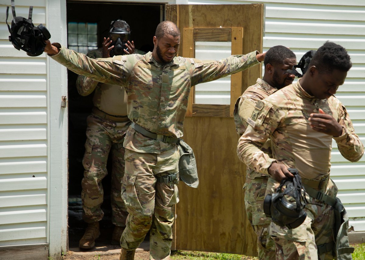 3rd_Infantry's tweet image. Soldiers from 3rd DSB, 3ID, showcased lethality, readiness & resilience at the CBRN range on Fort Stewart 💥
From warfighting skills to transformational training, our people remain the Army’s greatest strength. #WarfightingTransformationPeople #MarneReady #CBRN #ArmyStrong