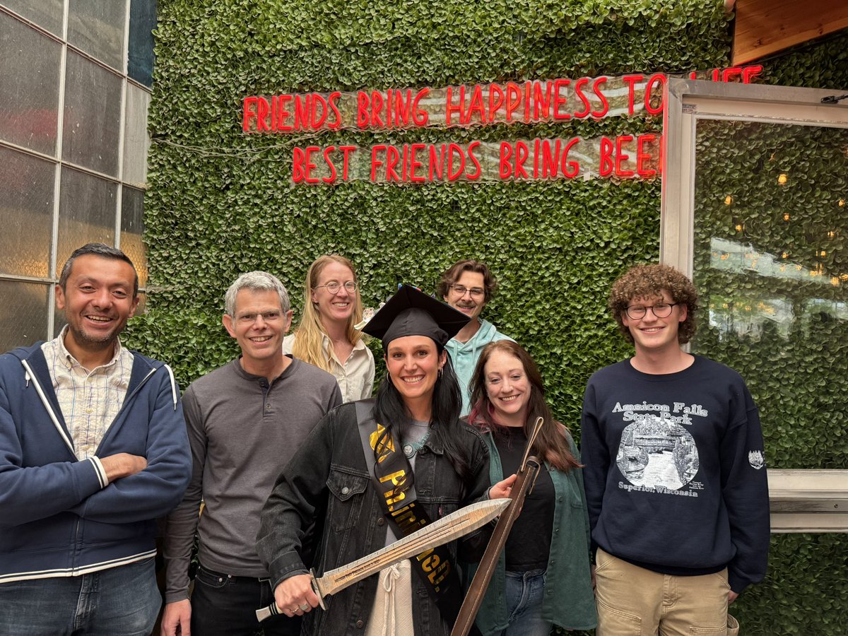 LabVogeli's tweet image. Please join us congratulating Dr. Natasia Paukovich, who successfully defended her Ph.D. thesis today. @CUAnschutz @natasiainthelab #NMR #IDP