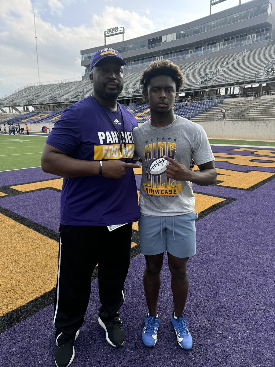 Thank you <a href="/pvamufb_/">Prairie View A&M Football</a> for the opportunity to compete and showcase my skills. Learned a lot from <a href="/coachfedd/">Clifford Fedd</a>. Look forward to being back on the hill!
<a href="/justinallen_13/">Justin Allen</a>  <a href="/ItsCoachEdd/">Jeremy Eddington</a> <a href="/coachjack212/">Tremaine Jackson</a> <a href="/Schultz_Report/">Jordan Schultz</a> <a href="/One11Recruiting/">One11 Recruiting</a> <a href="/coachcotton21/">Hezekiah Cotton</a> <a href="/CoachStanchek/">Ryan Stanchek</a> <a href="/EHSSports/">EHS Sports</a>