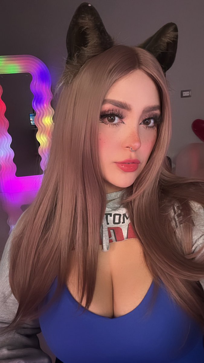 ARI 🍓✨ tweet media