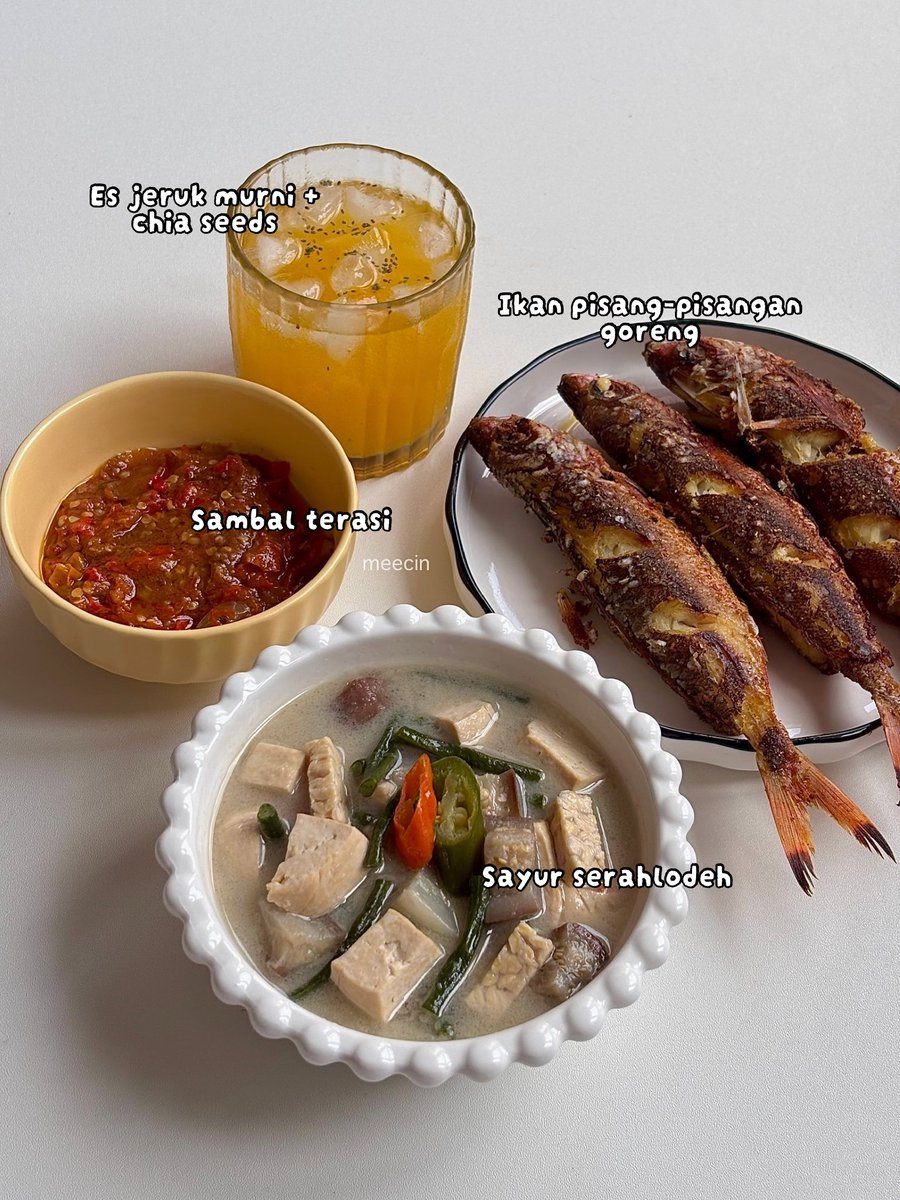 meecin_'s tweet image. Untuk wanita carilah pasangan yang tidak merokok, untuk laki-laki carilah wanita yang suka masak, nisacaya 90% masalah rumah tanggamu terangkat sudah. 👩‍❤️‍👨