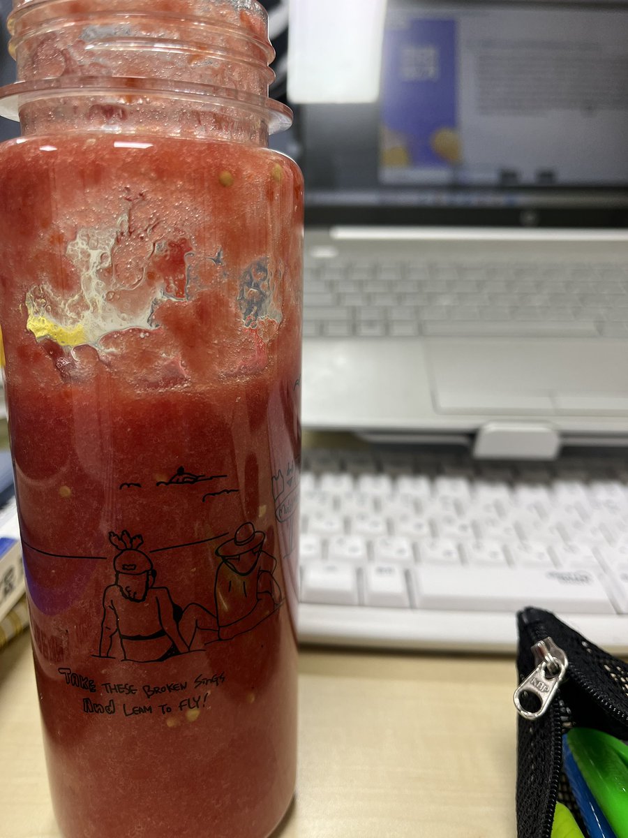 새빨갛게 익은 토마토🍅