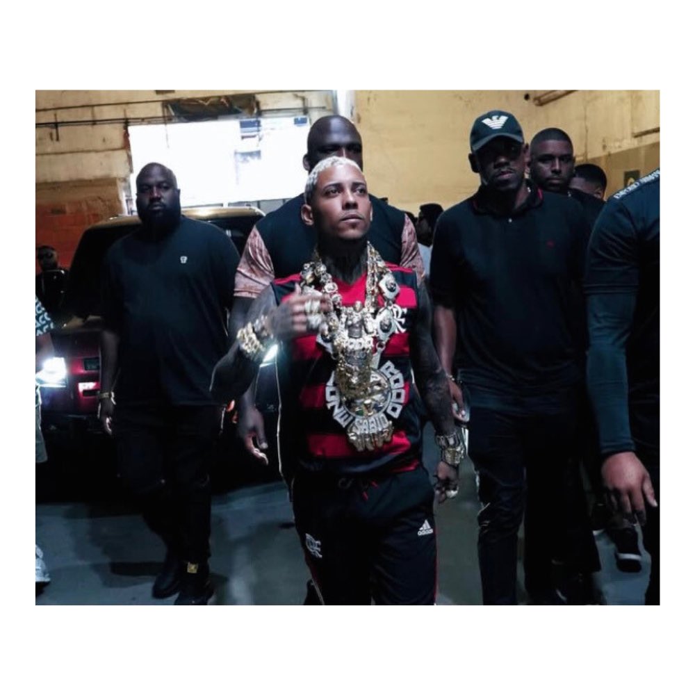 oportalloficial's tweet image. MC Poze ganha liberdade e é recebido por multidão em meio a confusão e ação da polícia

Leia mais: oportall.com.br/2025/06/mc-poz…

 #mcpoze #mcpozedorodo #MC #solto #multidao #liberdade #policia #ultimasnoticias