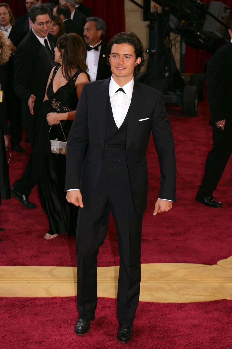 OrliBloomNews's tweet photo. @LOFFICIELUSA Orlando Bloom’s Iconic Looks in @LOfficielUSA’s 21 Times Orlando Bloom Showed Off His Laidback 2000s Red Carpet Style: https://t.co/Ps3FYvRcSu

#OrlandoBloom #LordOfTheRings #LOTR #Legolas #PiratesOfTheCaribbean #POTC #WillTurner #Troy #KingdomOfHeaven #Premiere #RedCarpet #2000s https://t.co/yHdD8glhkl