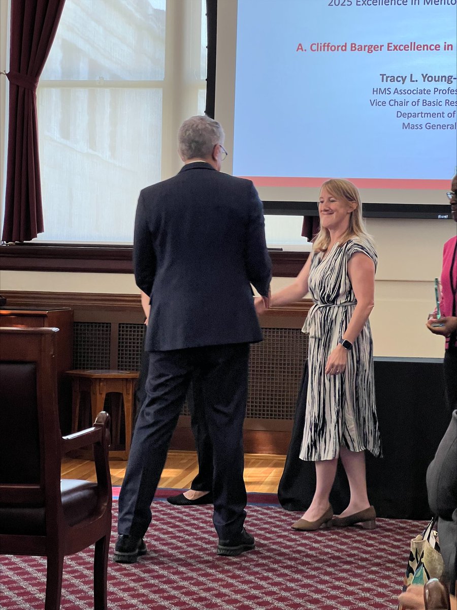 YoungPearseLab's tweet image. We are proud to celebrate Tracy as the recipient of the Harvard Medical School Clifford Barger Excellence in Mentoring Award! 🎉 Her guidance, encouragement, and dedication mean so much to all of us. Congratulations on this well-deserved honor!