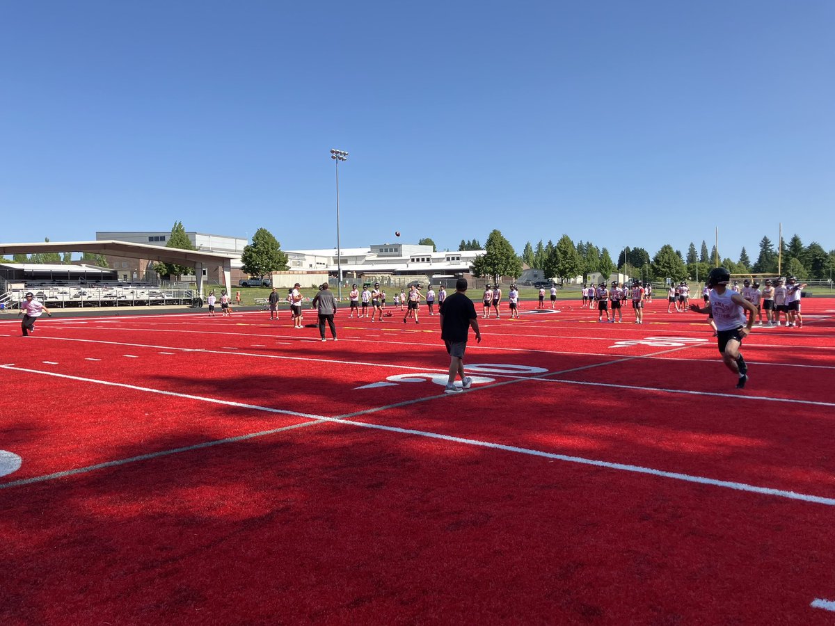 Day 2. Did you get better today?

#ToTheTop #Team_117

🔴⚫️⚪️🏭🏈

<a href="/PapermakersArmy/">Joe Papermaker</a> <a href="/CamasHighSchool/">Camas High School</a> <a href="/Coach_Mathieson/">Adam C. Mathieson, CAA</a> <a href="/camasboosters/">Camas Athletics Booster Club</a>