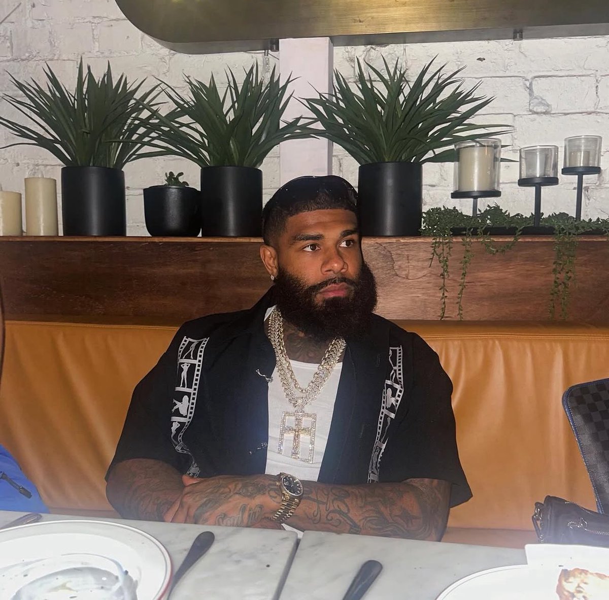 validlabels's tweet image. one and only.