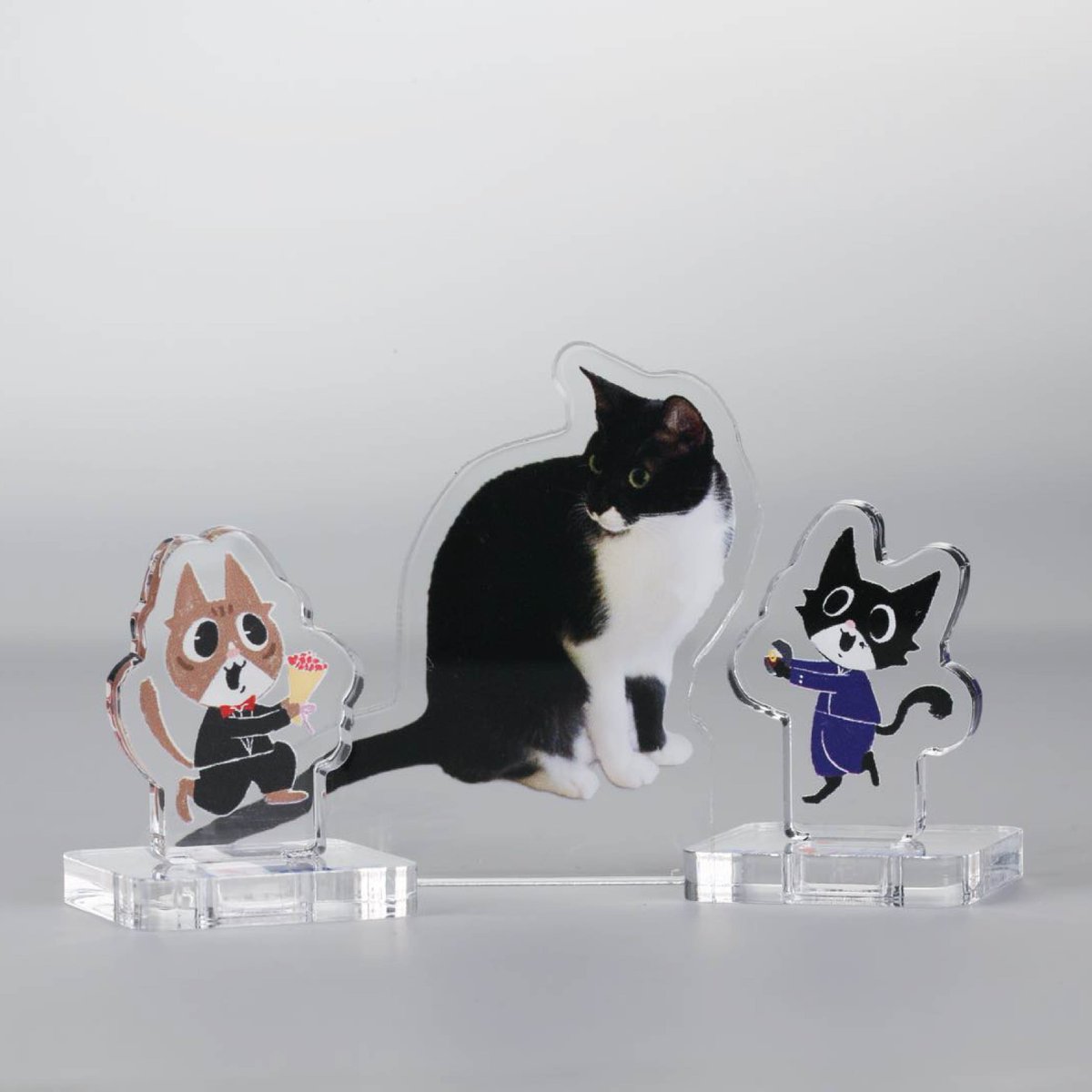 allprint_studio's tweet photo. 喔印支持創作者！全商品一件起訂，疑難雜症免費問！ 
最快當天交貨，超短交期
可協助檔案製作、公版檔案直接索取
歡迎加Line詢問我們！
Line官方帳號：
小老鼠@+allprint_taiwan https://t.co/v55RDhOAta
