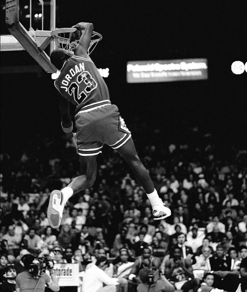 One of the most iconic sequence of photos 🔥

📸: <a href="/natlyphoto/">Nathaniel S. Butler</a>