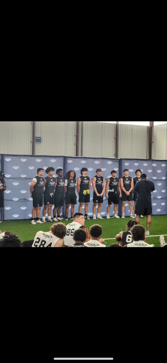 kannon_thefloyd's tweet image. Blessed to be named a Top LB Performer ⭐️ ⭐️ at the @RoadToHouston Showcase ‼️‼️
More work to come, stay tuned ‼️‼️
@7LHSFootball @JHamon17 @coachdober @barton_coach @CoachMOOK8 @EliteUCoachRyan @utepfbrecruit @COACHJMACRB @CoachSFountain @CoachTyRocconi @CoachTroop_…