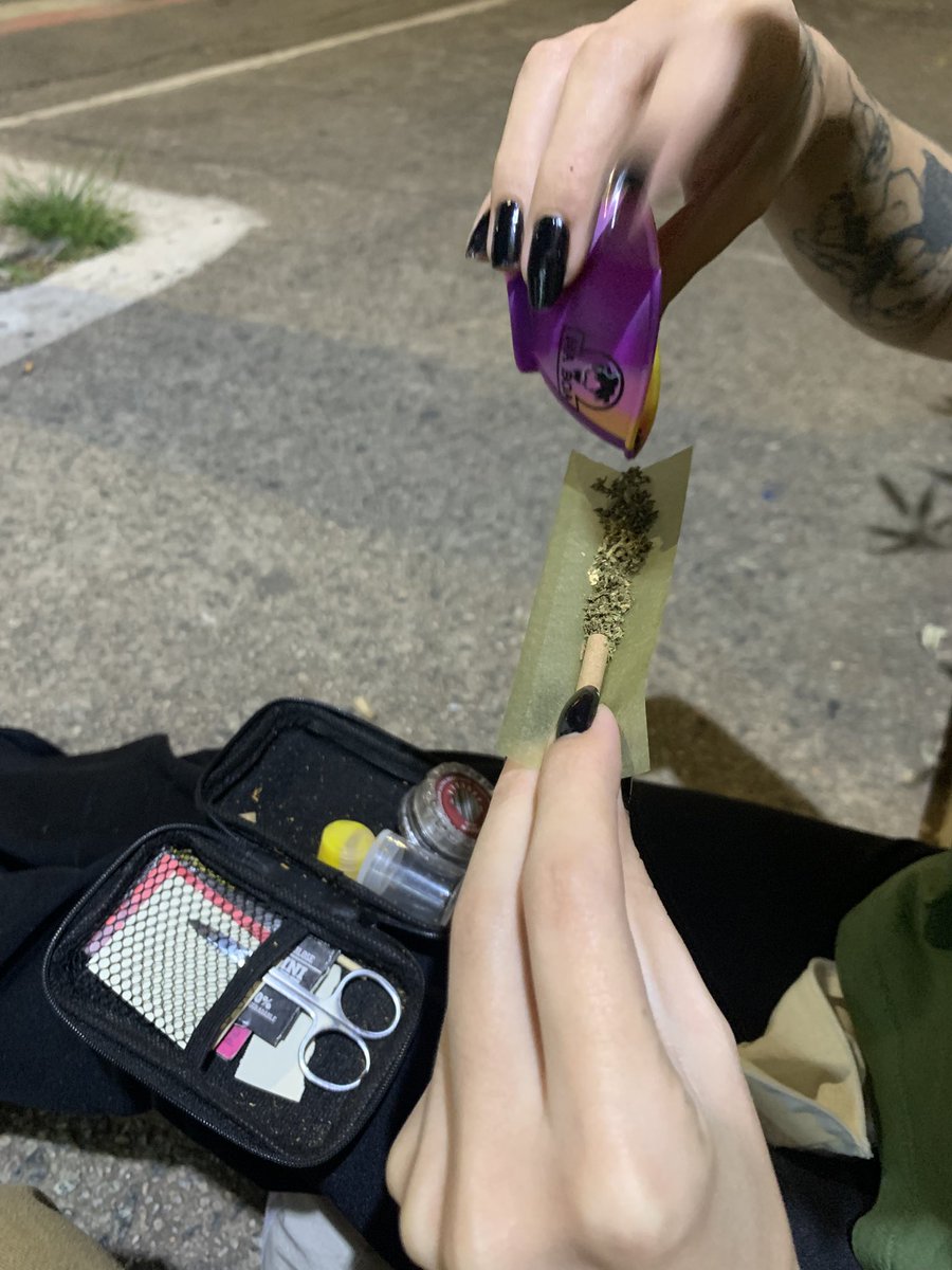 Adoro quando ela bola com meu kit e ainda deixa eu acender, amo o mês do romance