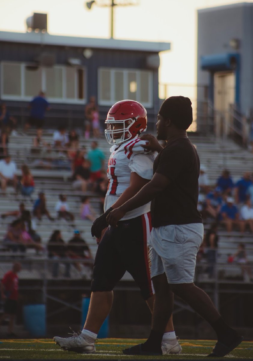 Always with me wrong or right

Watch that film don’t sleep on me 
hudl.com/v/2S88uH