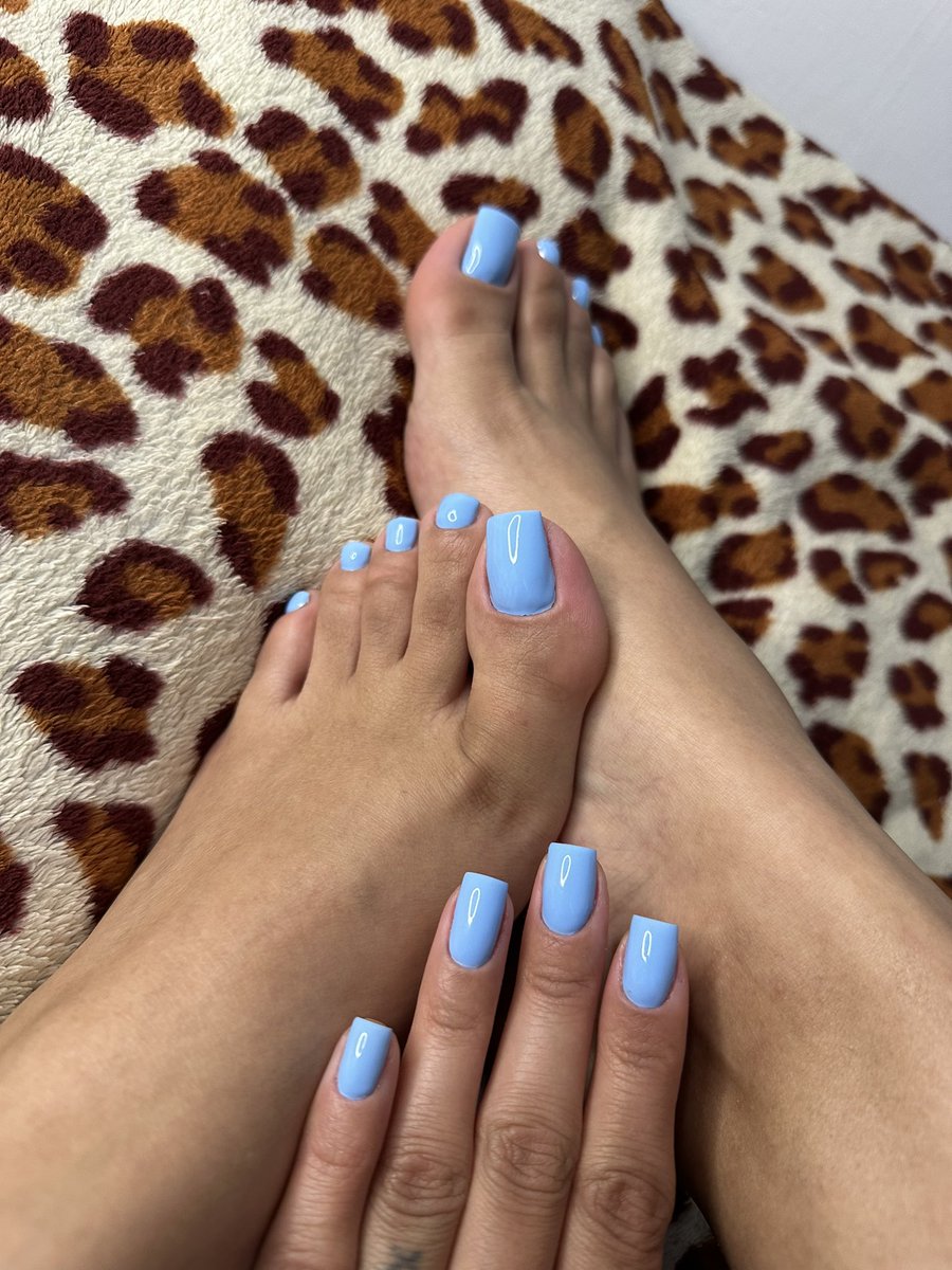aandreatb's tweet photo. De azulito 💙✨ https://t.co/X3YQiT2gWU