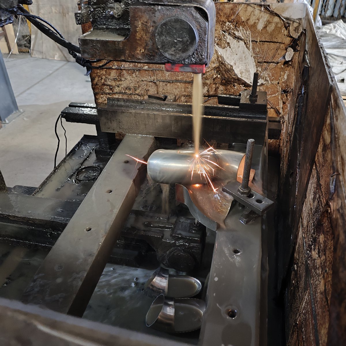 KYCATconverter's tweet image. Wire cutting Y pipes to make sure it fits well
#wirecutting #Ypipe #exhaustpipe #SS304 #exhaustsystem