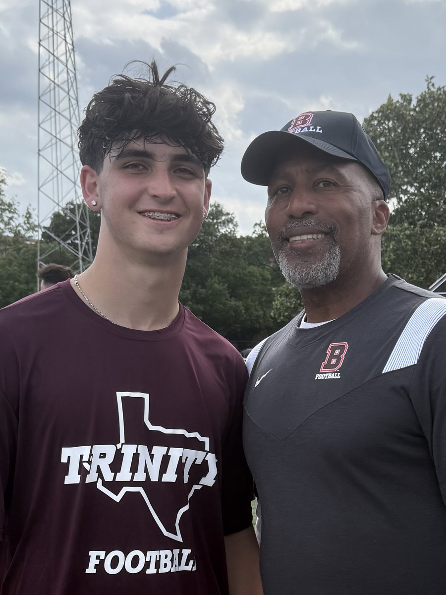 Jmarchitello26's tweet image. Great day today competing at @TUFootballTX camp! Thanks to all the coaches that came out and the discussions , see you soon!
@CoachMikeWeick @coachjjanderson @Coach_Kukesh @coachDjackson1 @CoachMichalak @_EliteProspects @CoachRMcCormack @JHamon17 @coachdober @7LHSFootball