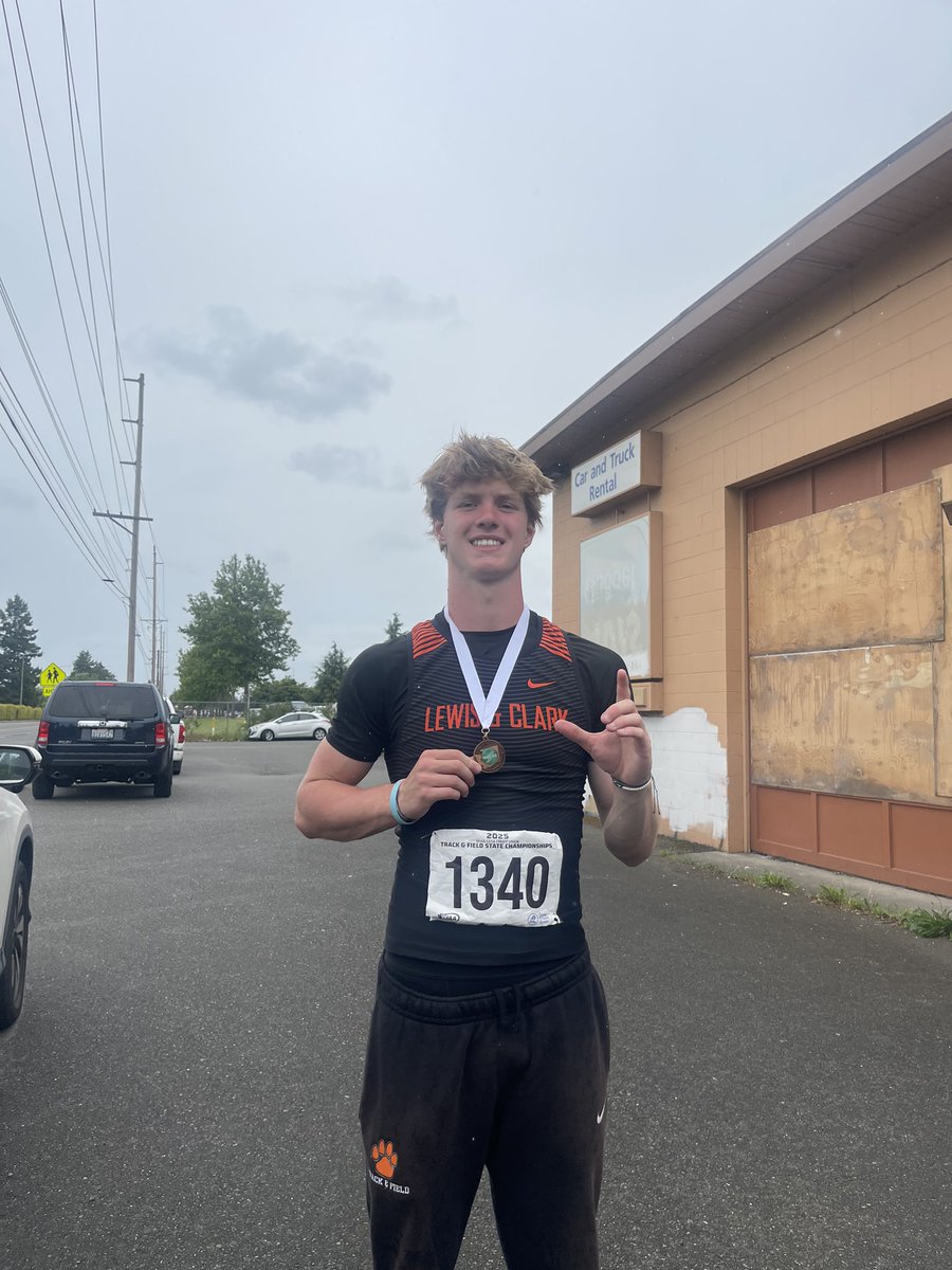 Elijah Nelson (@elijah_nelson0) on Twitter photo Had an amazing track season, placed 7th in state for the 4x1 and pr’d in the 200 with a 22.23!! Went back to back podium placings for the 4x1!! <a href="/BrandonHuffman/">Brandon Huffman</a> <a href="/PrepRedzoneWA/">Prep Redzone Washington</a> <a href="/COACH_PAPAS/">Nico Papas</a> <a href="/RecruitRadarPNW/">Recruit Radar</a> <a href="/247recruiting/">247Sports Recruiting</a> Had an amazing track season, placed 7th in state for the 4x1 and pr’d in the 200 with a 22.23!! Went back to back podium placings for the 4x1!! <a href="/BrandonHuffman/">Brandon Huffman</a> <a href="/PrepRedzoneWA/">Prep Redzone Washington</a> <a href="/COACH_PAPAS/">Nico Papas</a> <a href="/RecruitRadarPNW/">Recruit Radar</a> <a href="/247recruiting/">247Sports Recruiting</a>