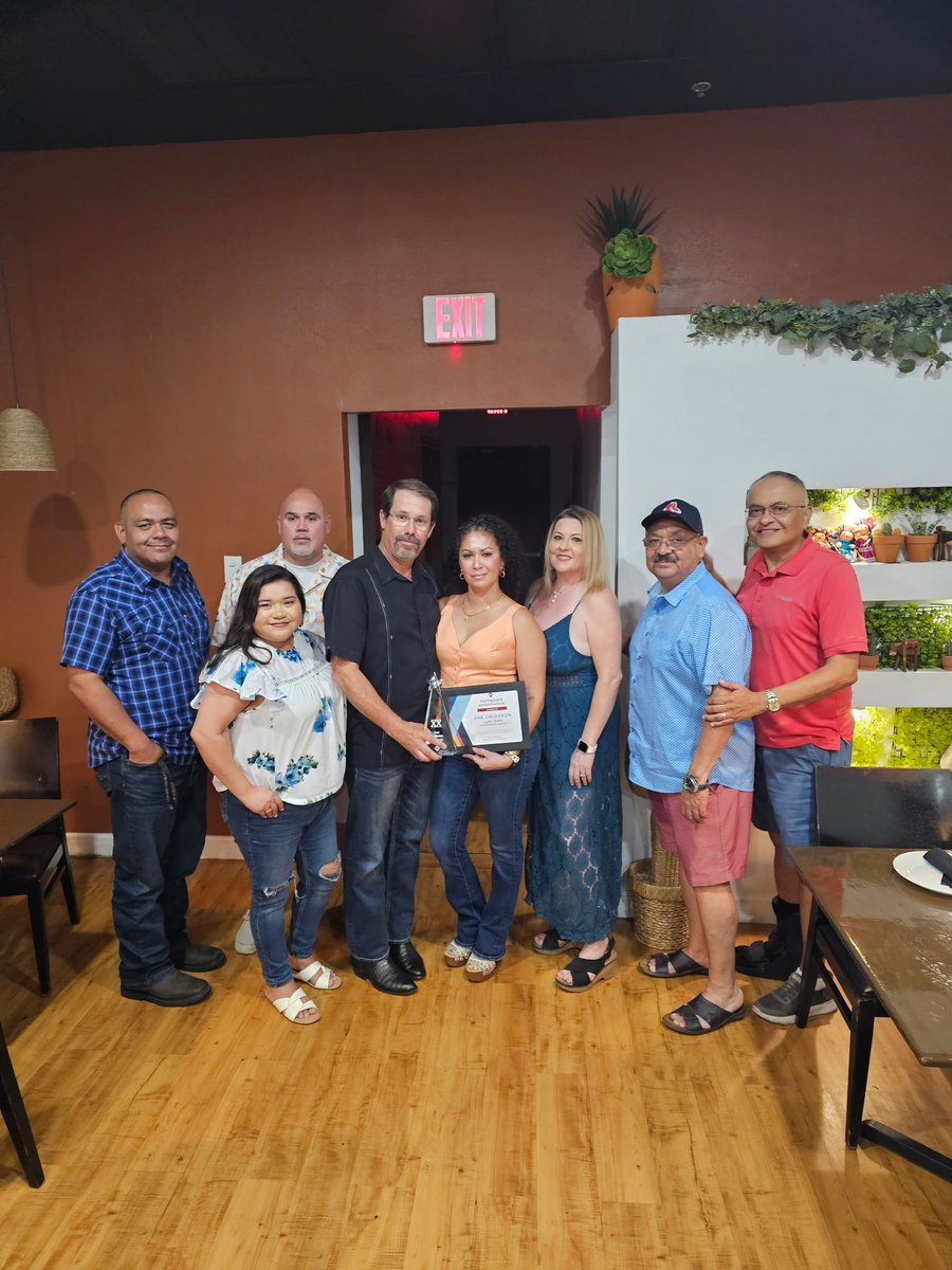 Congratulations Ana ⁦<a href="/AnaCald94561490/">Ana Calderon</a>⁩ on 20 years of making Chilis in Brownsville “Like No Place Else”