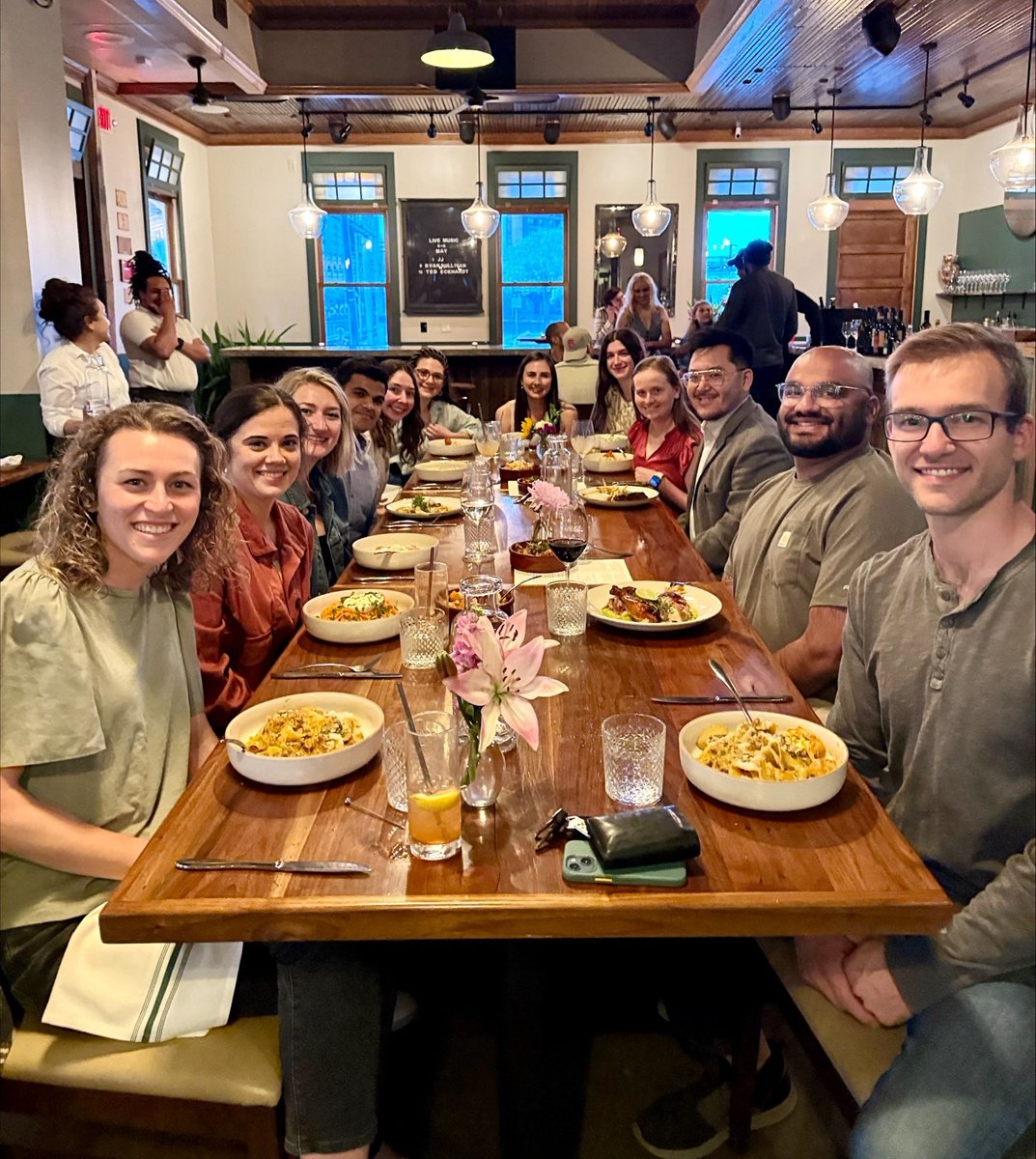Our current PGY1 class enjoyed a delicious dinner with our current and future chief residents, sharing stories from their intern year as they look forward to their transition into Neurology in the upcoming months. We’re thrilled to welcome them aboard soon! #MayoNeuroResidency