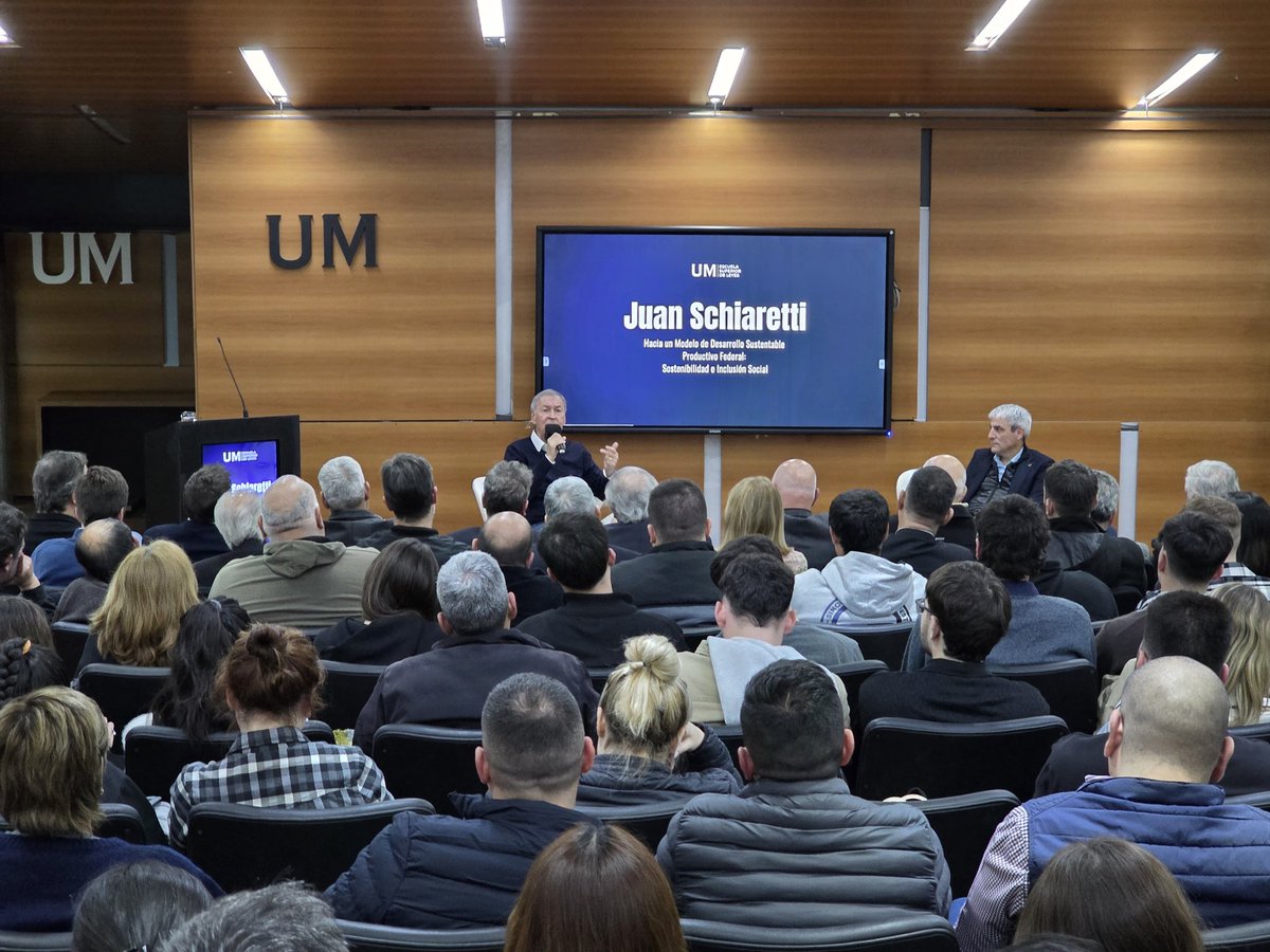 Carlos Massei (@carlosmassei) on Twitter photo Acompañé a <a href="/JSchiaretti/">Juan Schiaretti</a> en la jornada “Hacia un Modelo de Desarrollo Sustentable Productivo Federal”, realizada en el marco del 65° aniversario de la <a href="/uni_moron/">Universidad de Morón</a>.
Las universidades cumplen un rol clave en la ampliación de derechos y en la construcción de oportunidades para miles Acompañé a <a href="/JSchiaretti/">Juan Schiaretti</a> en la jornada “Hacia un Modelo de Desarrollo Sustentable Productivo Federal”, realizada en el marco del 65° aniversario de la <a href="/uni_moron/">Universidad de Morón</a>.
Las universidades cumplen un rol clave en la ampliación de derechos y en la construcción de oportunidades para miles