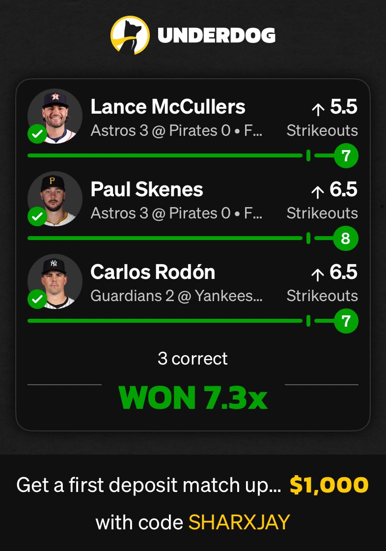 sharxjay's tweet photo. ChaCHING!! 🤑 Thanks ⁦@JeffRatcliffe⁩ ⁦@SiriusXMFantasy⁩ 🙏🏼 Love the new ‘squad parlay’ segment today💪🏼 Now next week when the listeners go all in &amp; u guys miss angry fantasy guy’ll be all “you guys suuuuck!” 🤪😂 https://t.co/lyA4yxXMNU