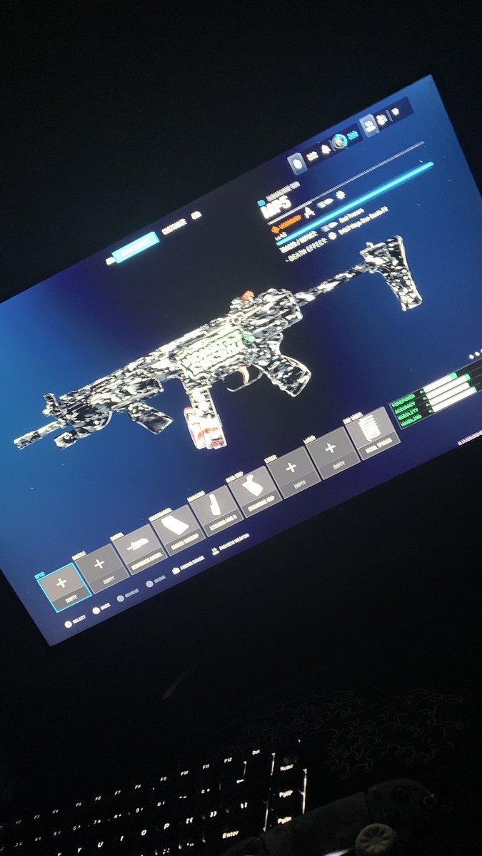 Agazinx's tweet image. 