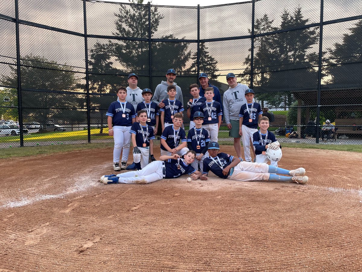 After a slow start to the day, 12U Team Lightning caught fire on Saturday. The team steamrolled the Mountville Yankees 18-3 en route to a 2nd place finish, dropping a hard-fought final to the Mountville Phillies. Congrats, Team Lightning!